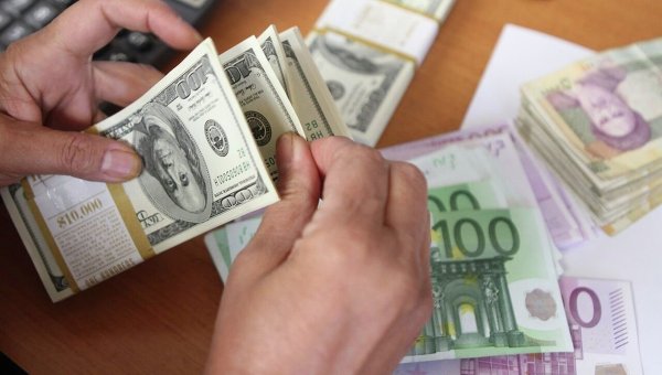 Доллары, евро и гривны