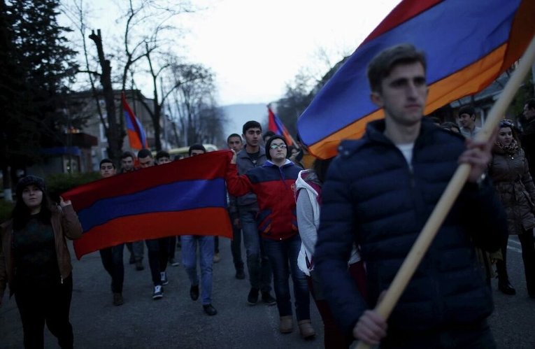 Митинг в память о погибших в столице Нагорного Карабаха