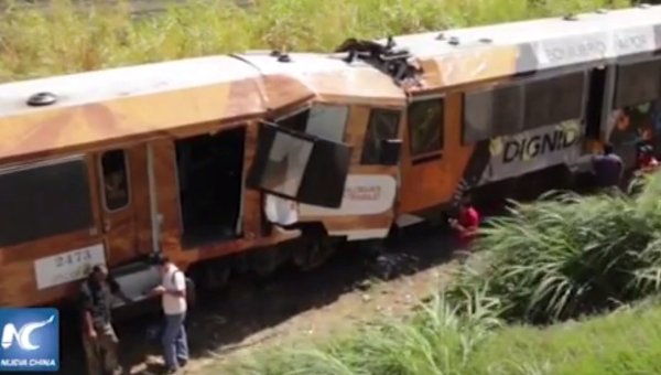 Столкновение двух поездов у столицы Коста-Рики