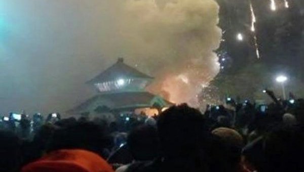 Пожар в храме в Индии