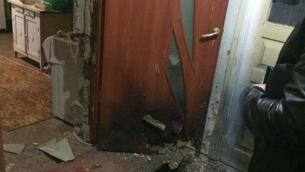 В Мариуполе мужчина бросил в дом сестры гранату