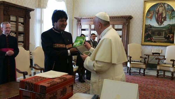 Эво Моралес и Папа Римский