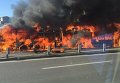 В центре Стамбула в пожаре сгорел автобус