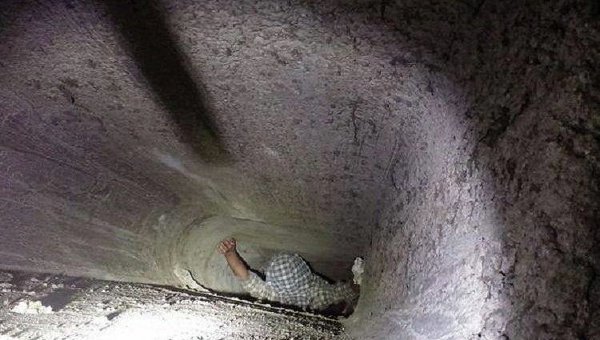 Спасение мальчика из вентиляционной шахты в Киеве