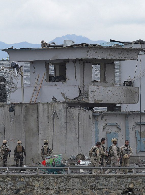 На месте теракта в столице Афганистана Кабуле