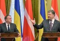 Премьер-министр Дании Расмуссен и президент Украины Петр Порошенко во время пресс-конференции после встречи в Киеве