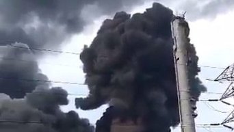 Мощный взрыв произошел в среду на заводе мексиканской нефтяной компании Pemex. Видео