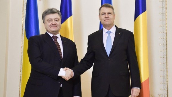 Президент Украины Петр Порошенко и президент Румынии Клаус Йоханнис
