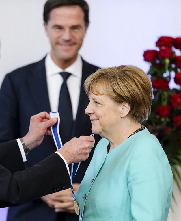Ангела Меркель получает награду Four Freedoms Awards 2016