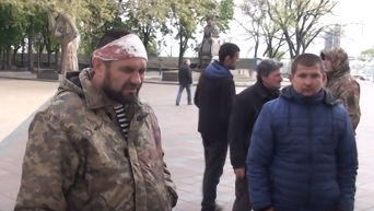 Ночной погром Майдана в Одессе: комментарии очевидцев. Видео