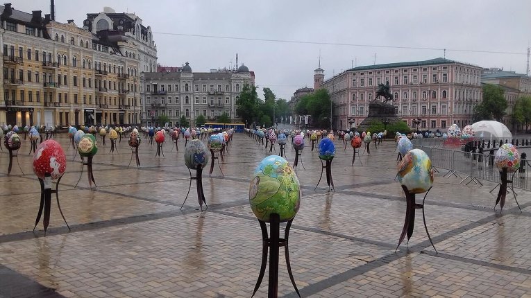 Фестиваль писанок на Софиевской площади Киева