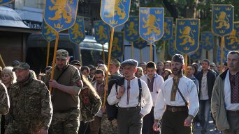 Шествие в годовщину создания дивизии СС Галичина во Львове