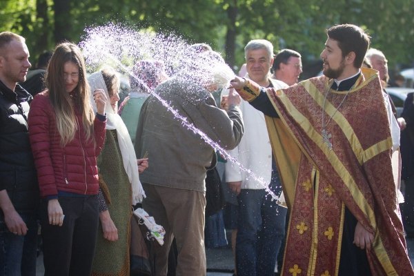 Пасхальное богослужение во Владимирском соборе в Киеве
