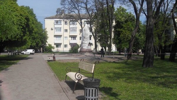 Памятник Мазепе в Полтаве