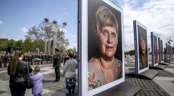 Открытие фотовыставки Матери Героев в Киеве