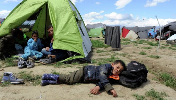 Лагерь беженцев на границе Греции и Македонии