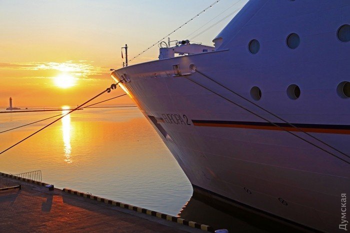 Круизный лайнер MS Europa 2 в Одессе