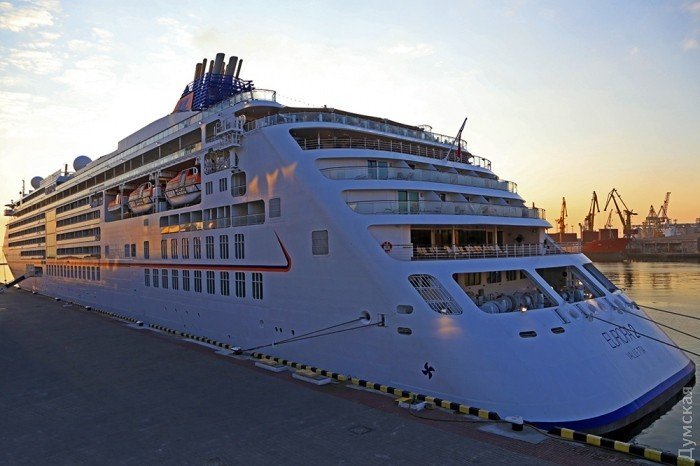 Круизный лайнер MS Europa 2 в Одессе