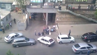 Появилось видео с места стрельбы в Киеве