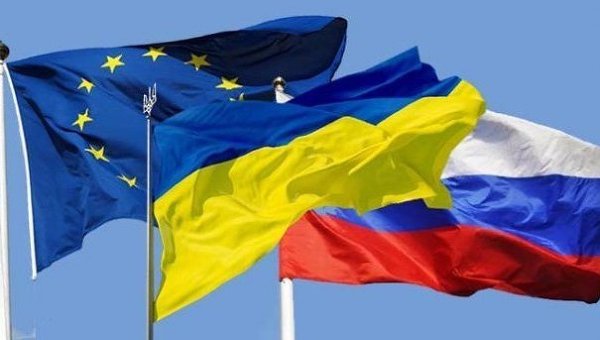 Флаги Евросоюза, Украины и России