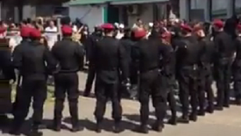 Киевская автостоянка в оцеплении спецназа после драки и взрыва. Видео