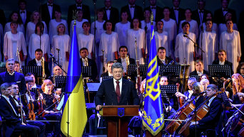 Петр Порошенко на вечере-реквиеме по случаю годовщины депортации крымских татар
