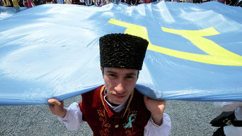 Крым, Бахчисарай, крымские татары почтили 72-ую годовщину депортации