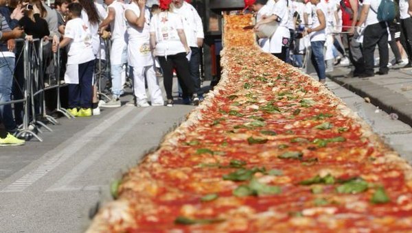 В Италии испекли самую большую в мире пиццу. Архивное фото