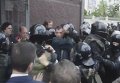 Появилось видео штурма Житомирской кондитерской фабрики