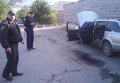 В Харькове полиция силой вытащила мужчину из машины, чтобы проверить ее на минирование