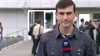 Борисполь в ожидании прибытия самолета Порошенко с Савченко