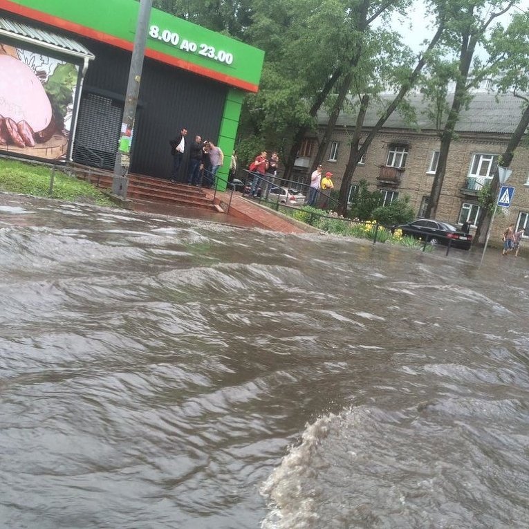 Потоп в Святошинском районе Киева