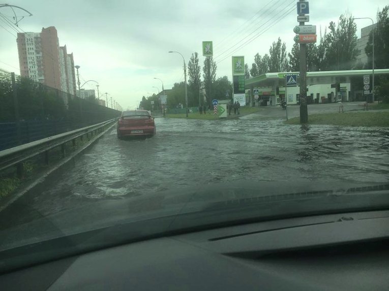 Потоп в Киеве на Гната Юры