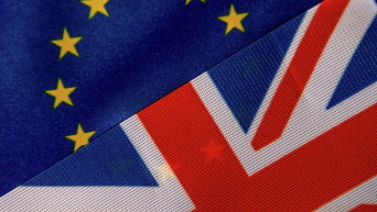 Флаги Евросоюза и Великобритании