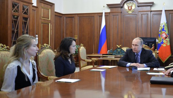 Президент РФ В. Путин встретился с родственниками погибших журналистов ВГТРК