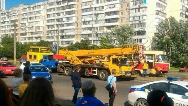 В Киеве трамвай задавил пешехода
