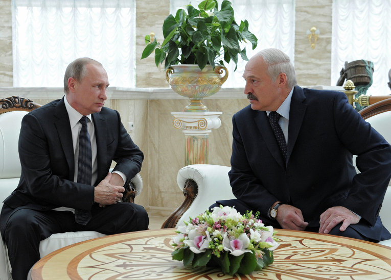 Президент Белоруссии Александр Лукашенко на встрече с президентом России Владимиром Путиным в Минске