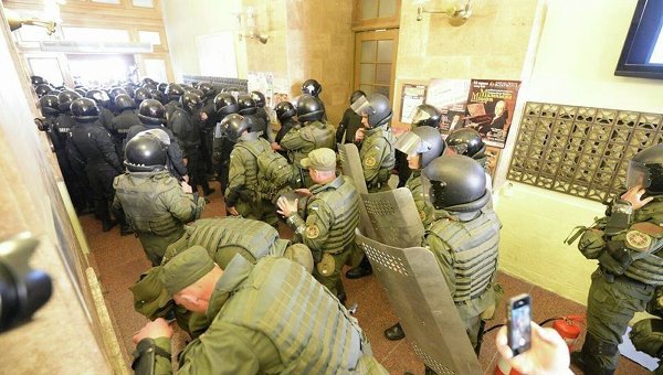 Столкновения в здании Львовского горсовета