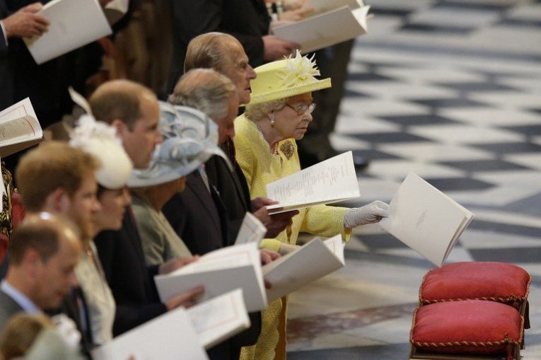 Благодарственный молебен в честь королевы Елизаветы ІІ