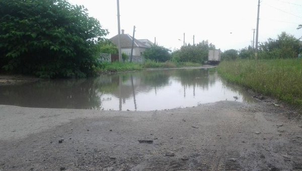 Подтопленные улицы в Геническе