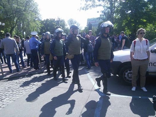 ЛГБТ-марш в Киеве охраняют около тысячи полицейских
