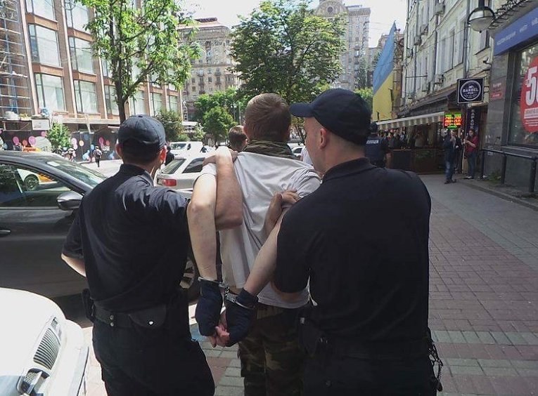 Задержание противников ЛГБТ-марша в Киеве
