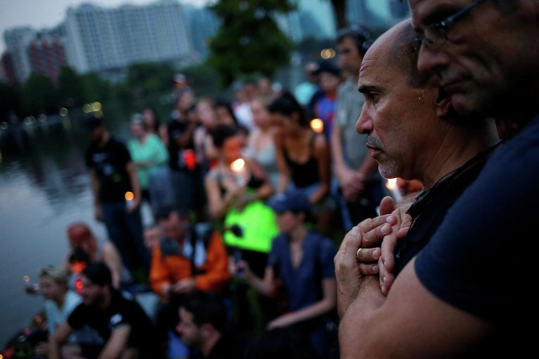В Орландо почтили память жертв теракта