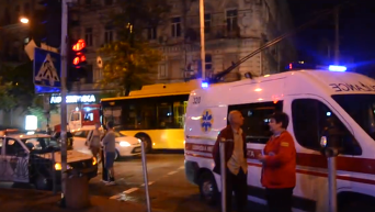 Взрыв, пожар и попытка ограбления: кадры с места событий в Киеве. Видео
