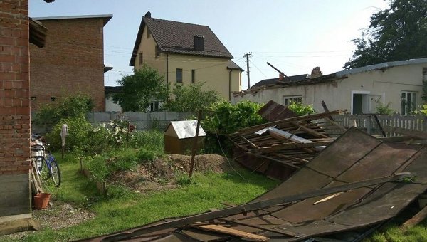 В Прикарпатье из-за урагана погибла женщина