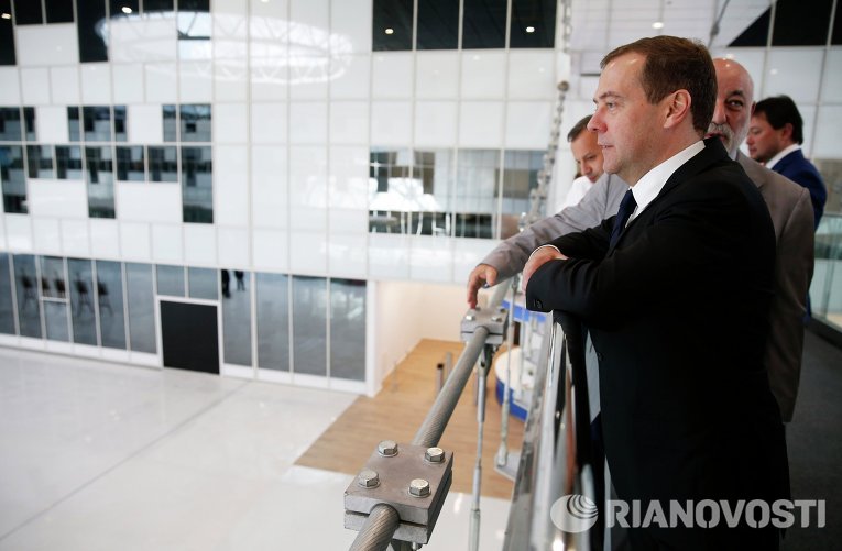Медведев осмотрел территорию инновационного развития Сколково