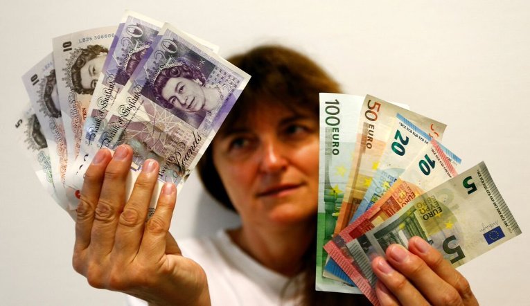 Британские фунты и евро