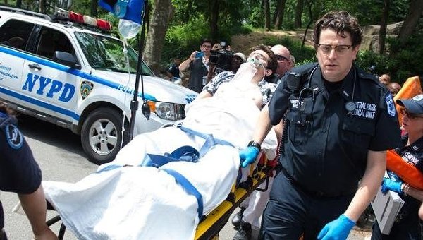 Мужчина, раненный в результате взрыва в Нью-Йорке