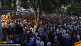 Попытка штурма МВД Абхазии в Сухуме. Видео