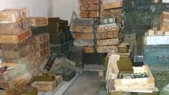На базе полка Днепр-1 нашли рекордное количество нелегального оружия из АТО
